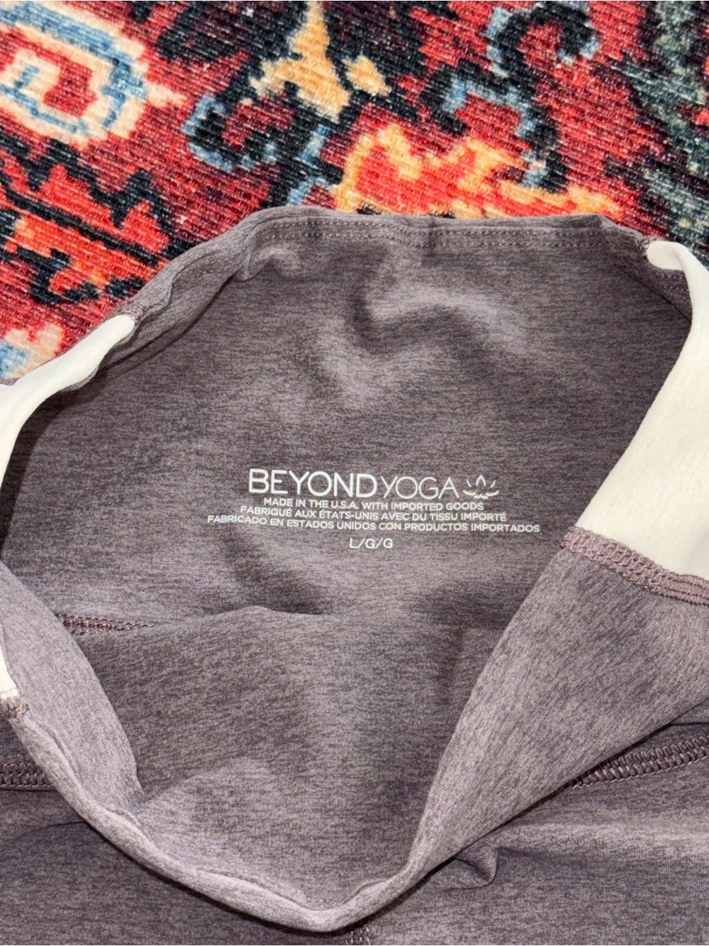 Beyond Yoga Gray and Cream High-Waist Leggings with Side Panels - Picture 3 of 8
